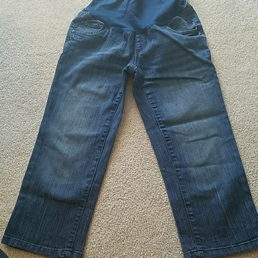 Maternity full panel capris